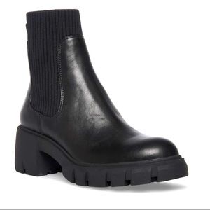 **LIKE NEW** Steve Madden HUTCH BOOTS